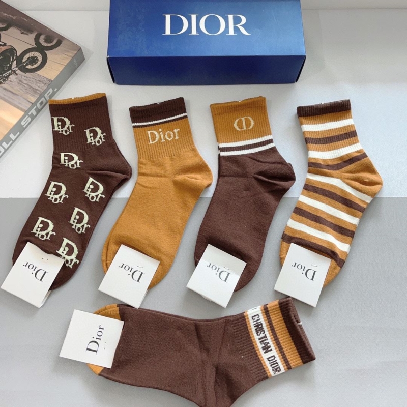 DIOR